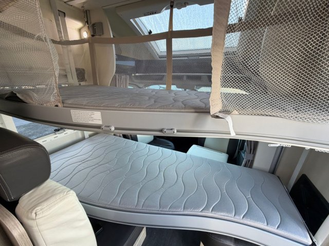 Challenger Quartz 274 EB