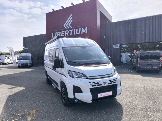 Font Vendome Rando Camp RANDOCAMP SERIE S