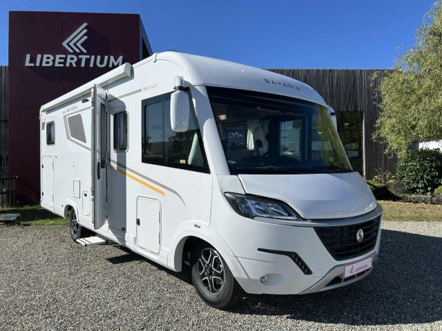 Bavaria Initial I740FGJ Nomade