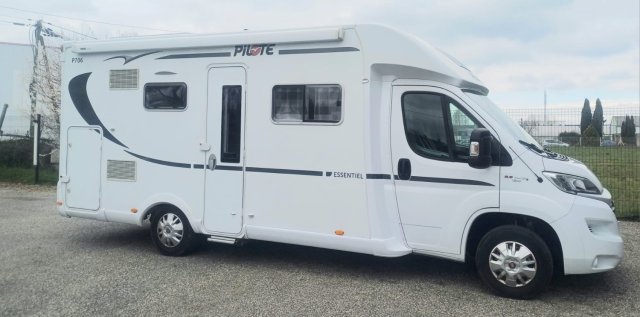 Pilote P 706 C Essentiel