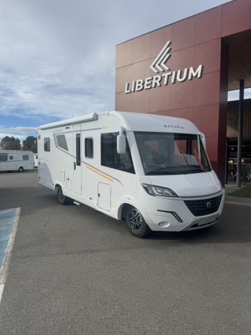 Bavaria Initial I740FC Nomade