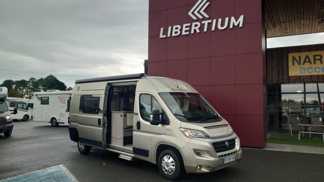 Font Vendome Leader Camp