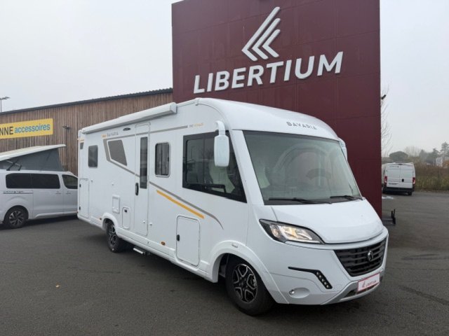 Bavaria Initial I740FC Nomade