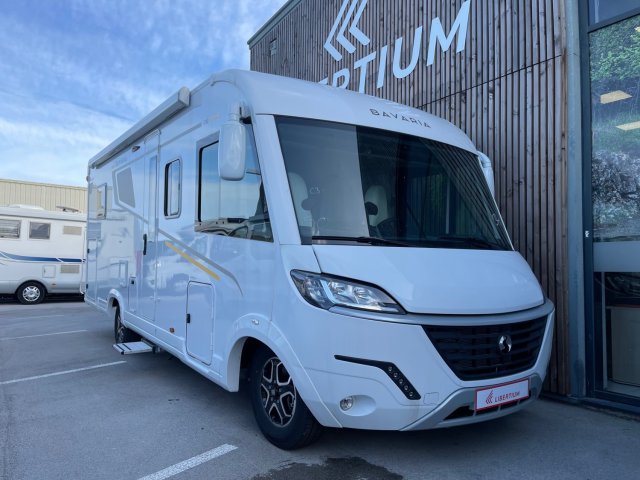 Bavaria Initial I740FC Nomade