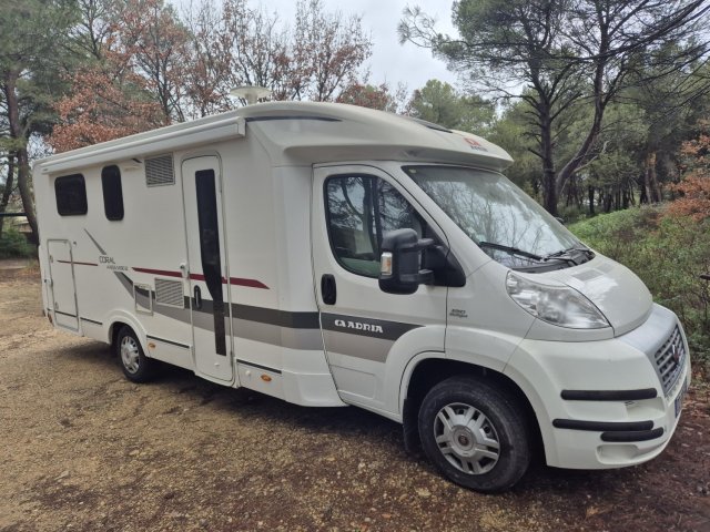 Adria Coral Axess 690 SC S