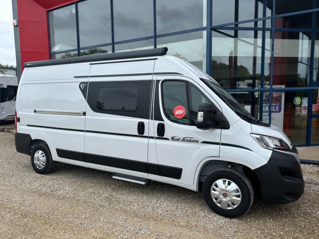 Font Vendome Leader Camp Duo 45eme Anniversaire LEADERCAMP  ANNIVERS