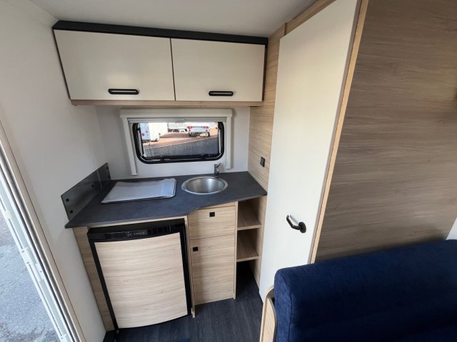 Caravelair Alba 400