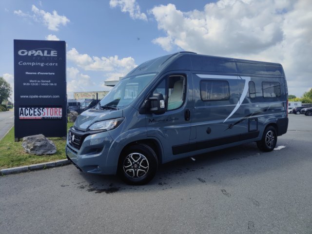 Mc Louis Menfys Van 3 Signature