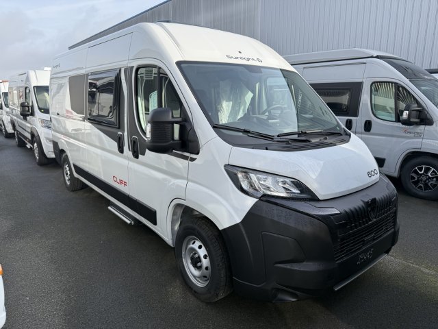 Sunlight Cliff 600 CAMPER VAN