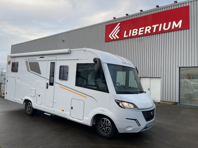 Bavaria Initial I740FGJ Nomade