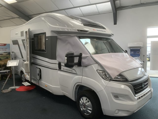Adria Matrix Plus 600 DT