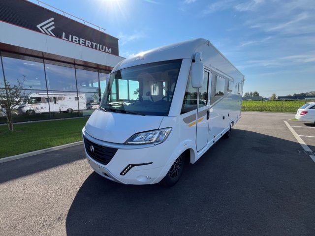 Bavaria Initial I740FC Nomade