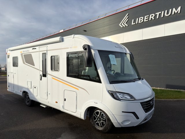 Bavaria Initial I740FC Nomade