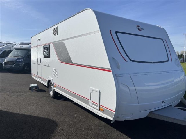 Burstner Caravane PREMIO