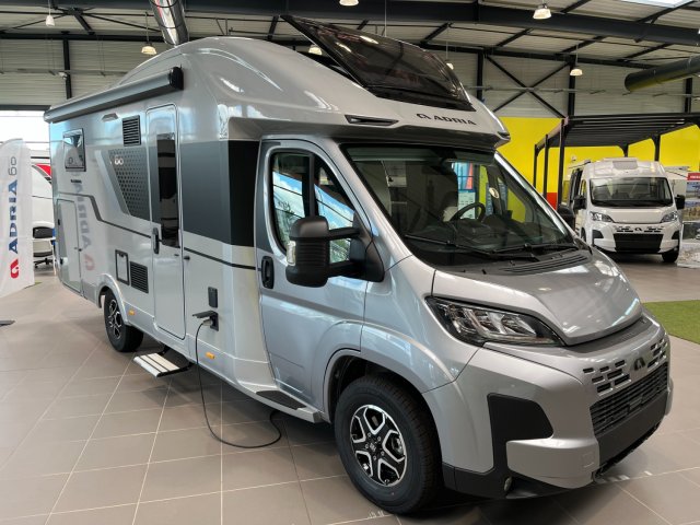 Adria Matrix Axess 650 DC 60 ANS