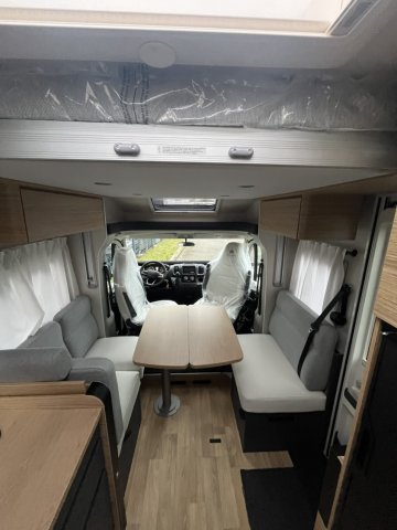 Bavaria Tren-D T740FC Nomade