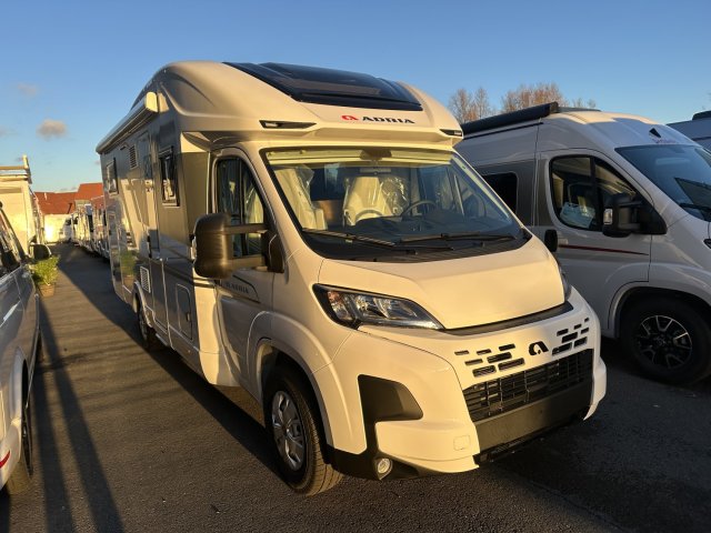 Adria Matrix Plus 670 DL