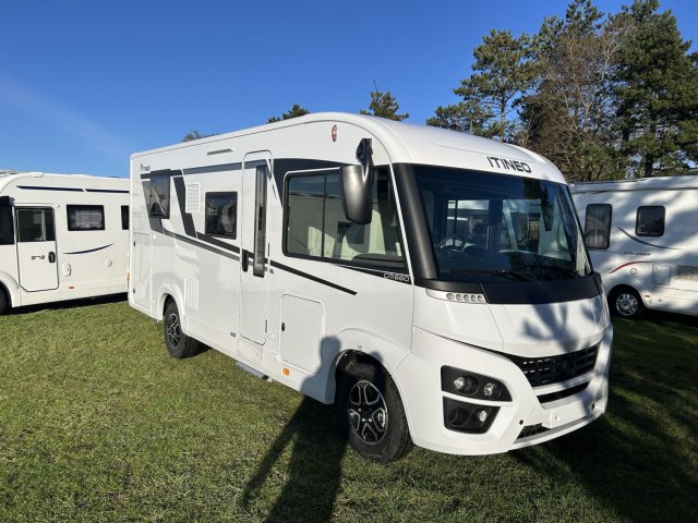 Itineo CM 660 cm660 boite auto tout équipé