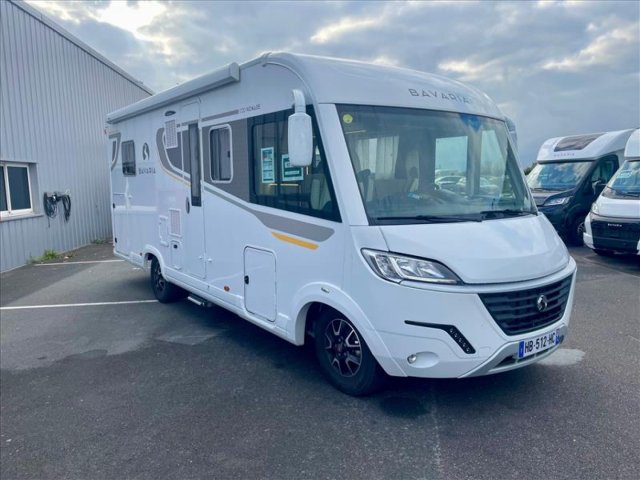 Bavaria Initial I720FC Nomade Plus +