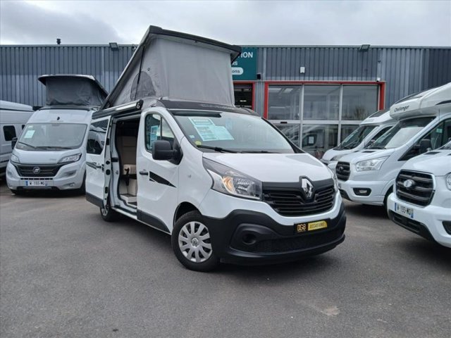 Font Vendome Auto Camp