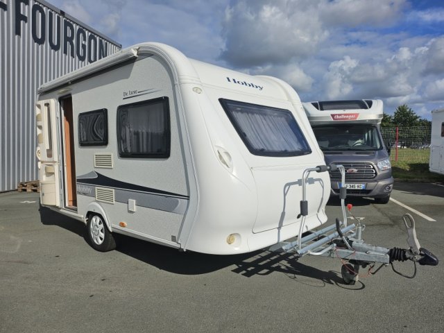 Hobby De Luxe 400 SF DELUXE