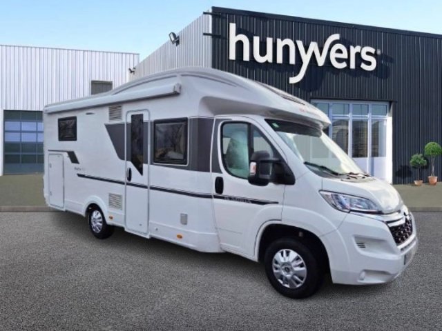 Adria Matrix Axess 670 DL