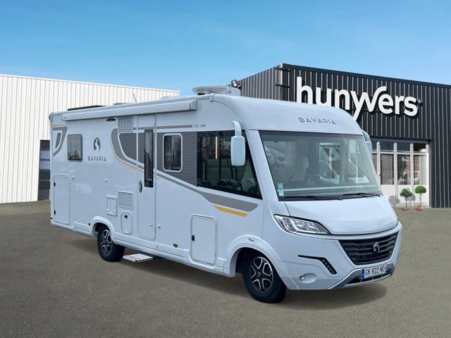 Bavaria Initial I740L Style