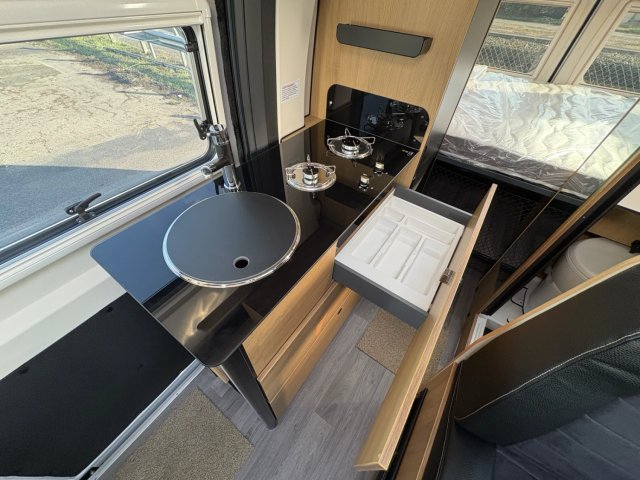 Font Vendome Leader Camp Elegance