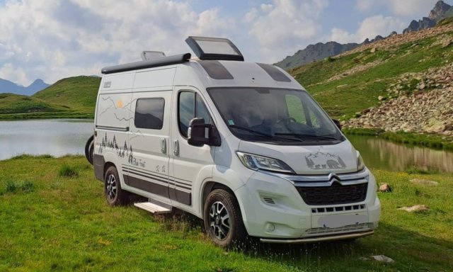 Burstner Campeo C 540 Black Forest