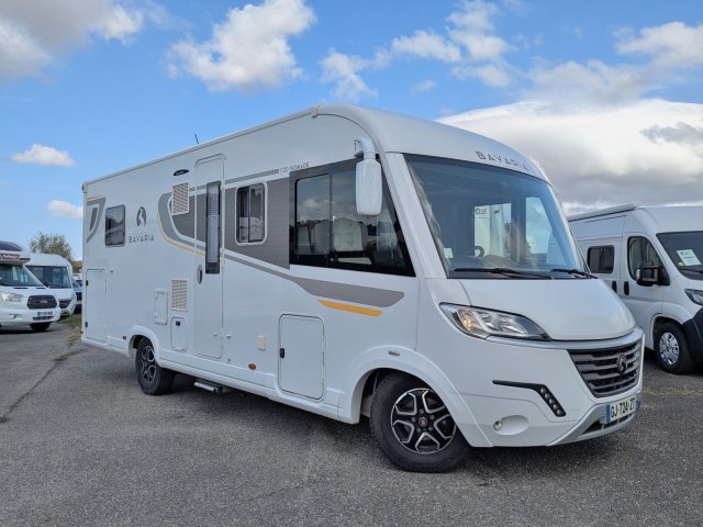 Bavaria Initial I720FC Nomade i 720 160 cv bva