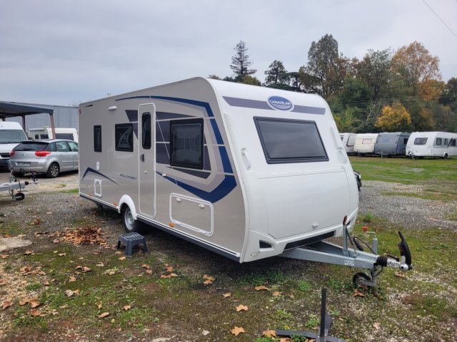 Caravelair Artica 496