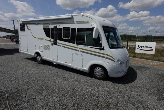 Bavaria Initial I740FGJ Style