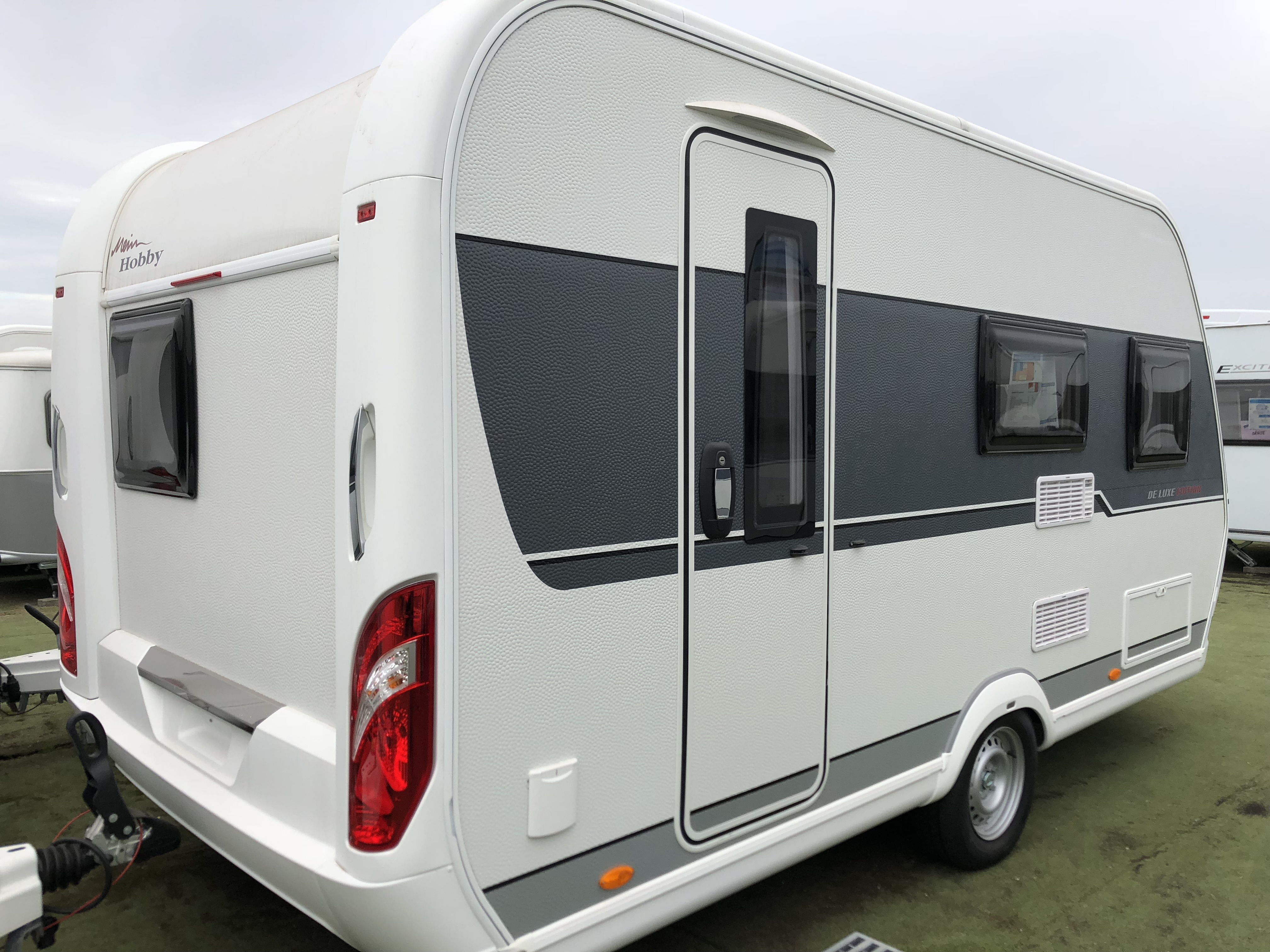 Hobby 440 Sf De Luxe Edition neuf Caravane à vendre en Rhin (67) Ref. 8178 Net Campers Hobby 440 Sf De Luxe Edition neuf Caravane à vendre en Rhin (67) Ref. 8178 Net Campers